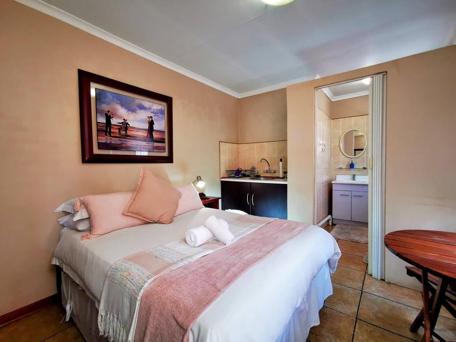 9 Bedroom Property for Sale in Park West Free State